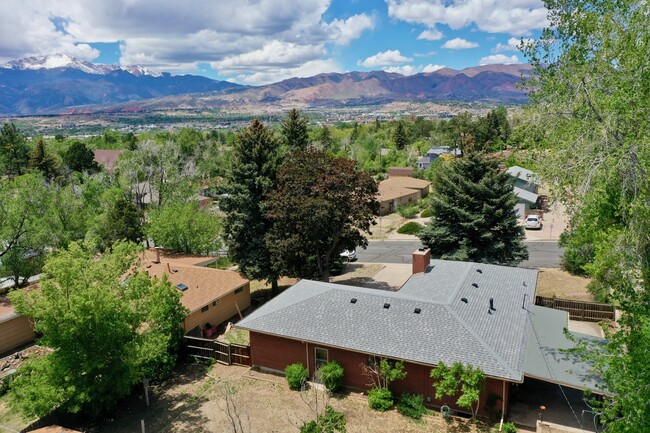 Views of Pilkes Peak - 3845 Linda Vista Ln