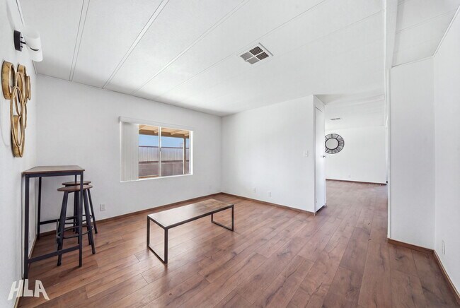 Foto del edificio - 10584 E Amber Dr