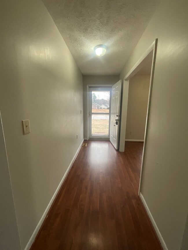 Building Photo - 4326 Bridge St