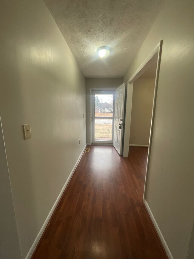 Foto del edificio - 4326 Bridge St