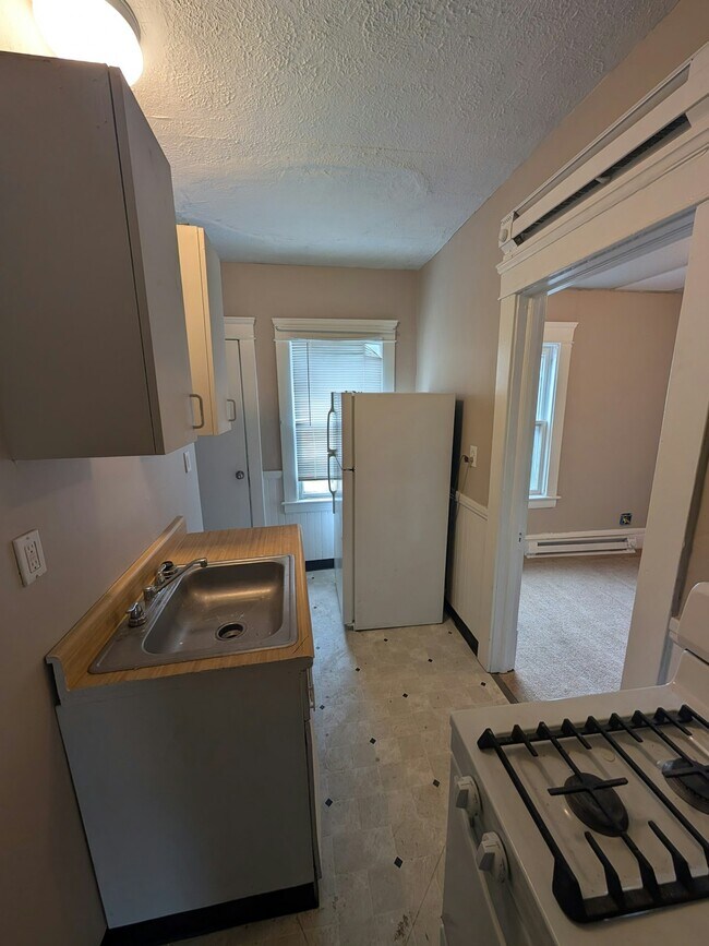 Foto del edificio - 1176 E 61st St