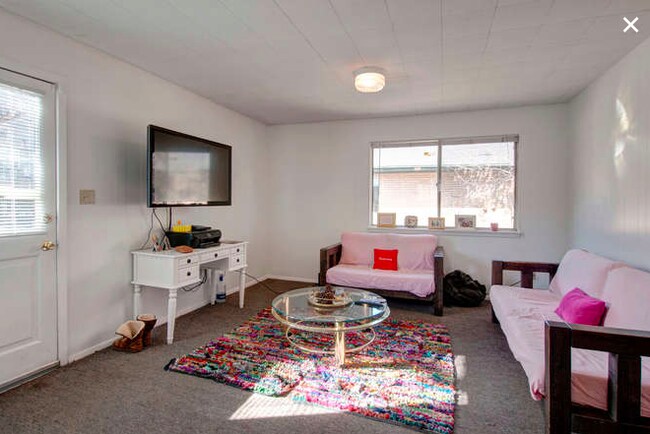 Foto del edificio - 1138 Grandview Ave