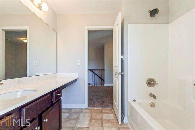 Building Photo - 505 Napa Valley Ln SW