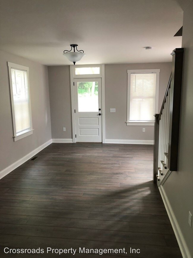 Building Photo - 1 br, 1 bath House - 1441 A. Millport Road