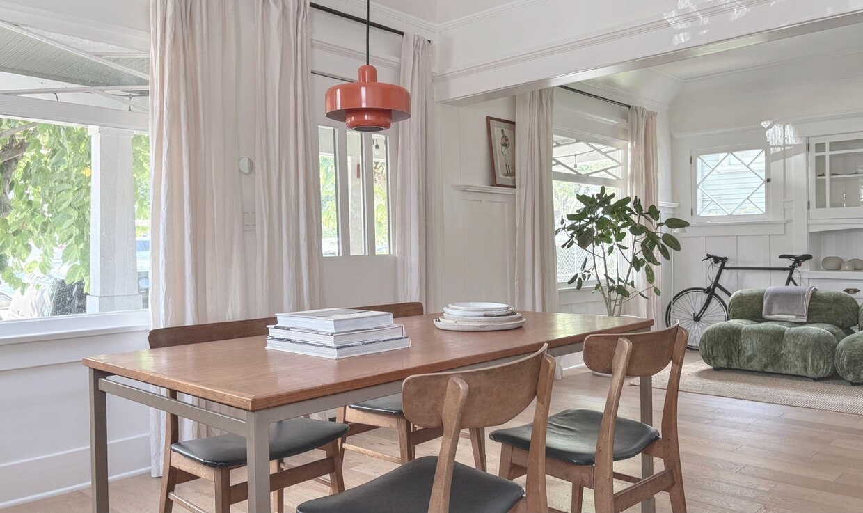 Primary Photo - 1385 Allison Ave