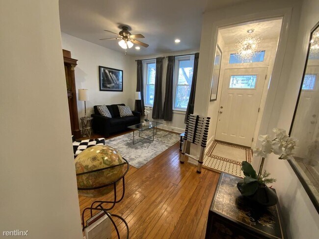 Foto del edificio - 554 14th St SE