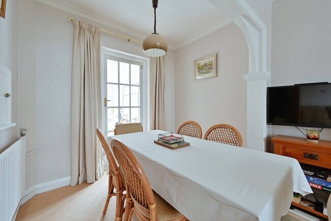 Foto del edificio - 6408 Berwickshire Way
