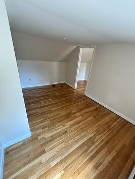 Foto del edificio - 1057 N Pleasant St
