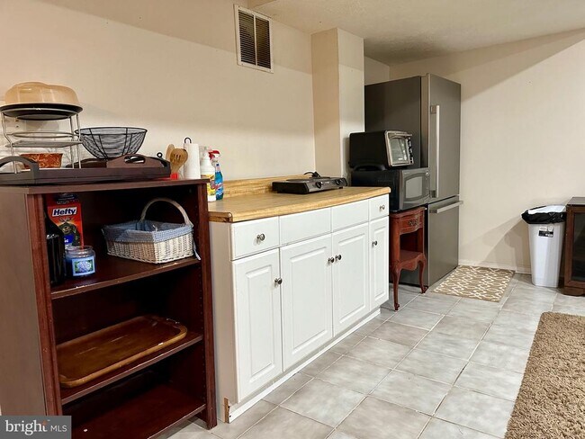 Foto del edificio - 6471 Osprey Ct