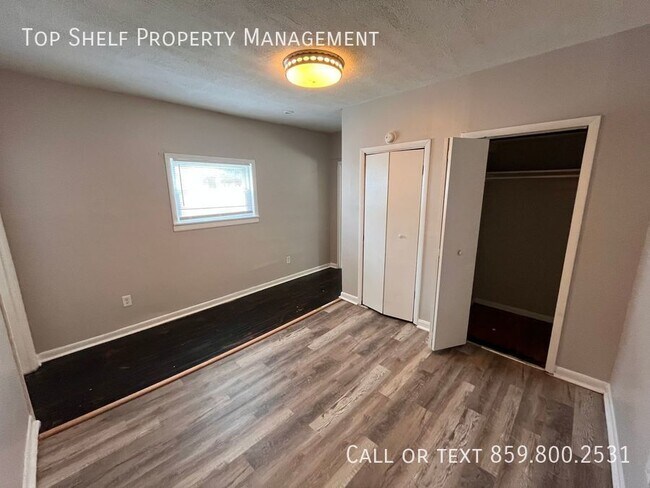 Building Photo - 3 Bedroom Near Downtown!