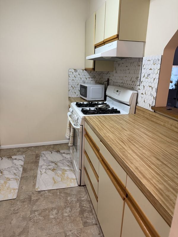 Foto del edificio - 304 Town Hill Condominium