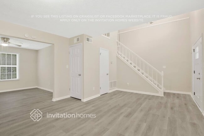 Foto del edificio - 651 Fairforest Ct