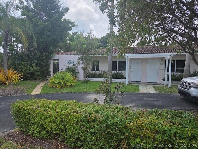 Foto del edificio - 1152 Bayview Dr