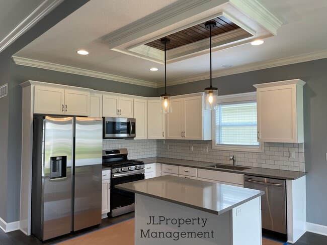 Foto del edificio - 15332 Jessica St