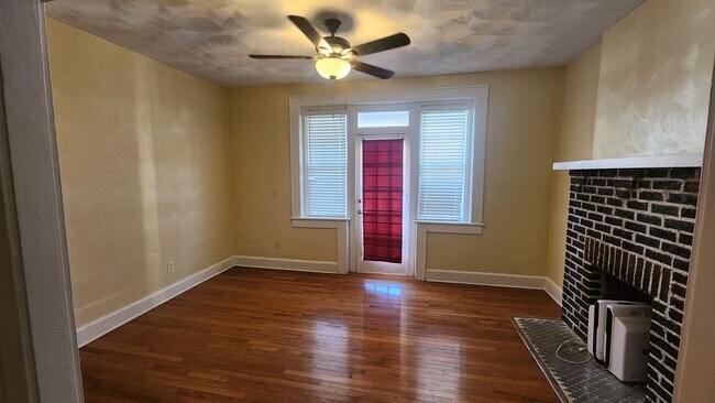 Foto del edificio - Virginia Place