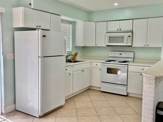 Foto del edificio - 720 SE 15th St