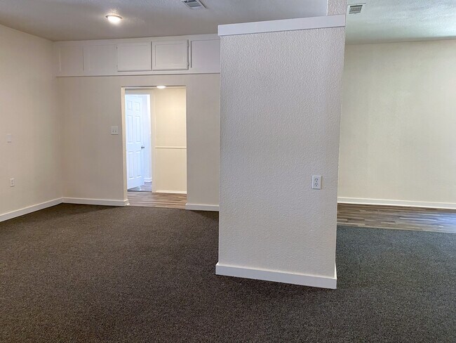 Building Photo - 10616 County Road 1020