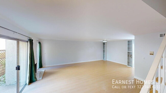 Building Photo - 5115 Kester Ave