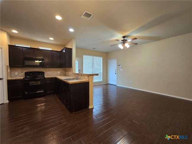 Building Photo - 1141 Brown Rock Dr