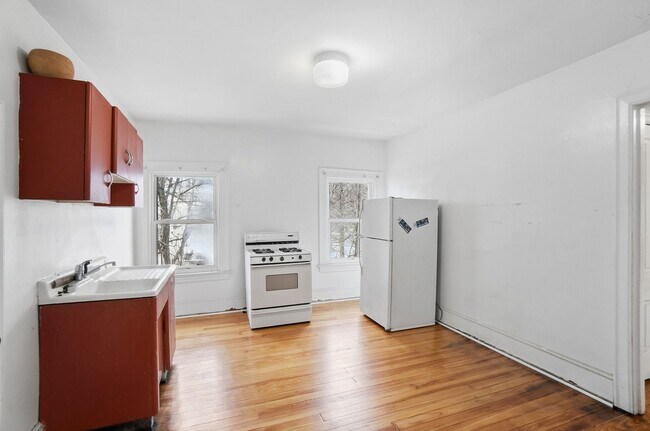 Foto del edificio - 3523 Clifton Ave