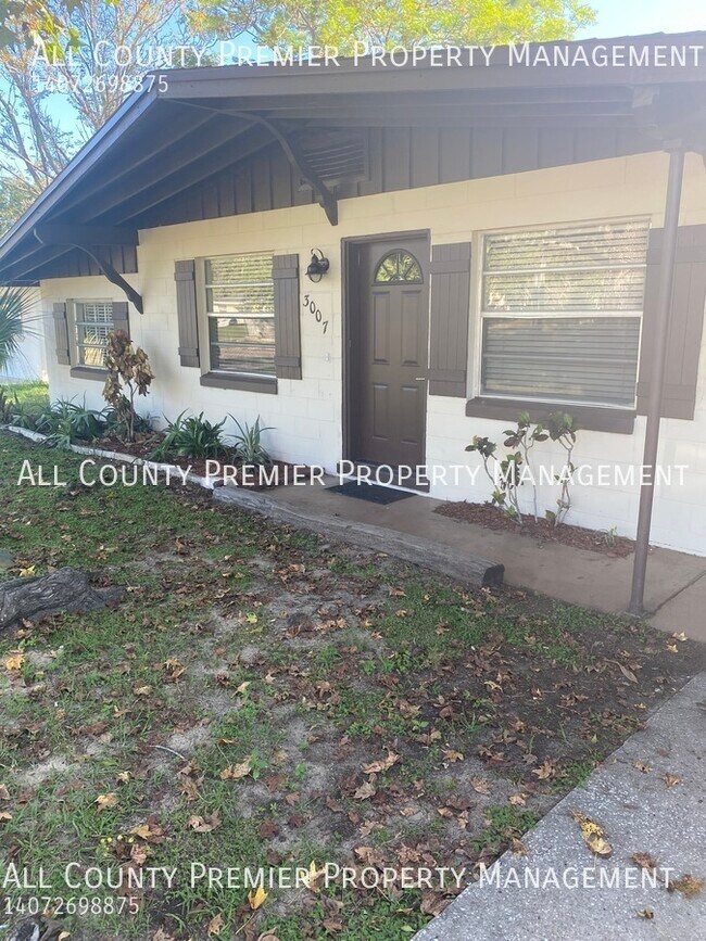 Building Photo - PENDING APPLICATION! Nice 3 Bedroom 2 Bath...