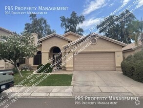 Building Photo - 2152 W Myrtle Dr