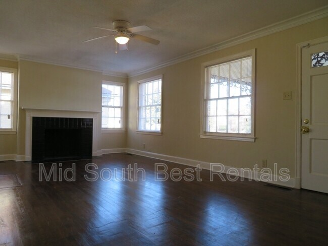 Building Photo - 1075 N Belvedere Blvd