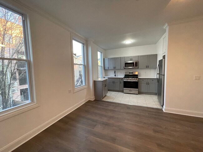 Kitchen - 12 Suydam St