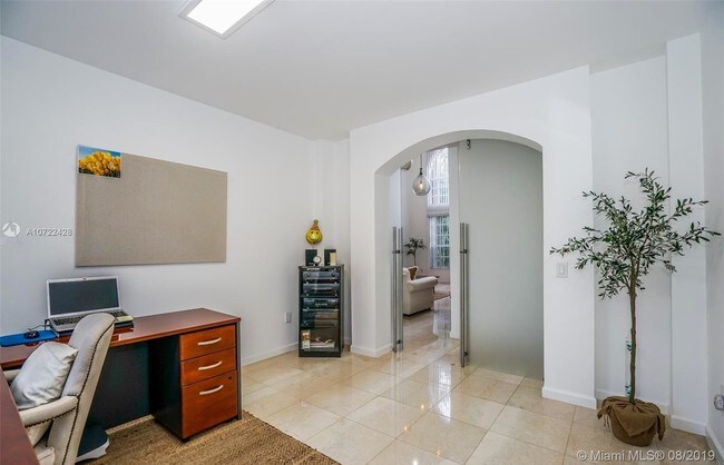 Building Photo - 4350 NW 93rd Doral Ct