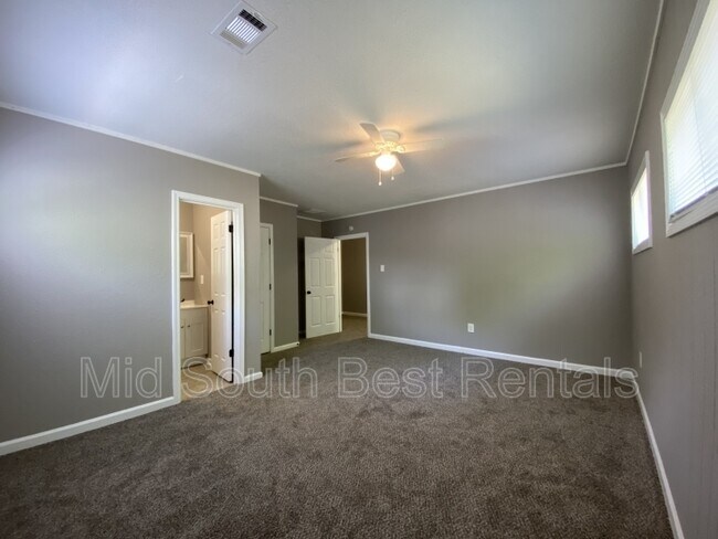 Foto del edificio - 2404 Lowell Ave