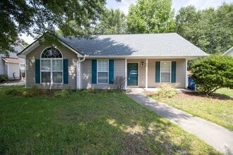 Building Photo - 534 Burnside Dr