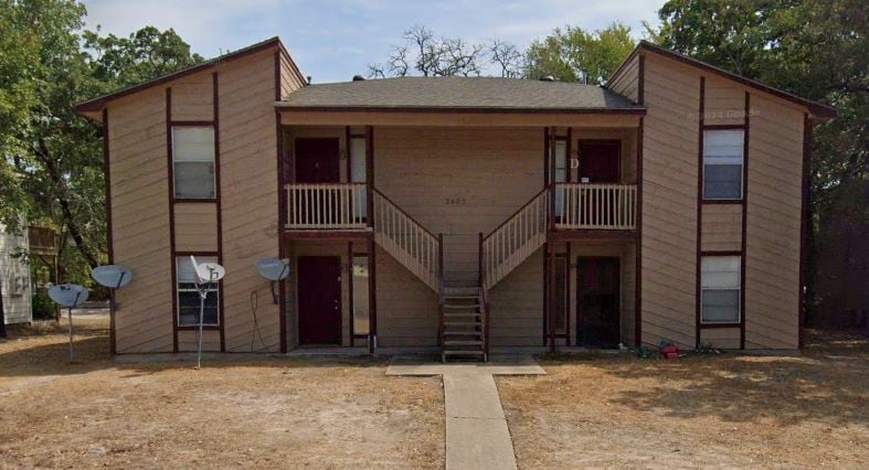 Primary Photo - 2403 Bandera Dr