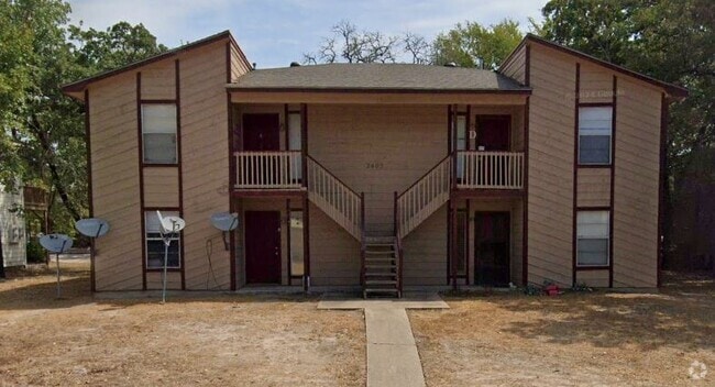 Building Photo - 2403 Bandera Dr
