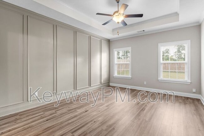 Building Photo - 5921 Big Pond Trl