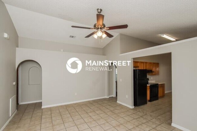 Foto del edificio - 3 Bedroom Pet-Friendly Home in MELBOURNE, ...