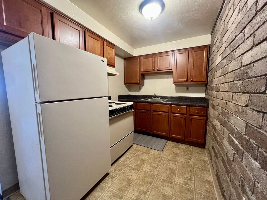 Primary Photo - Amazing One Bedroom on the Second Floor! B...