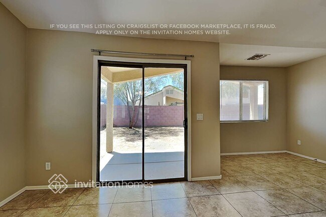 Foto del edificio - 3319 W Sunland Ave