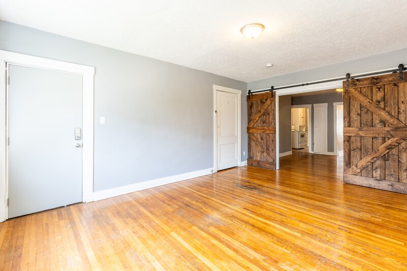 1207 Kelton Ave, Dormont, PA 15216 Condo for Rent in Dormont, PA