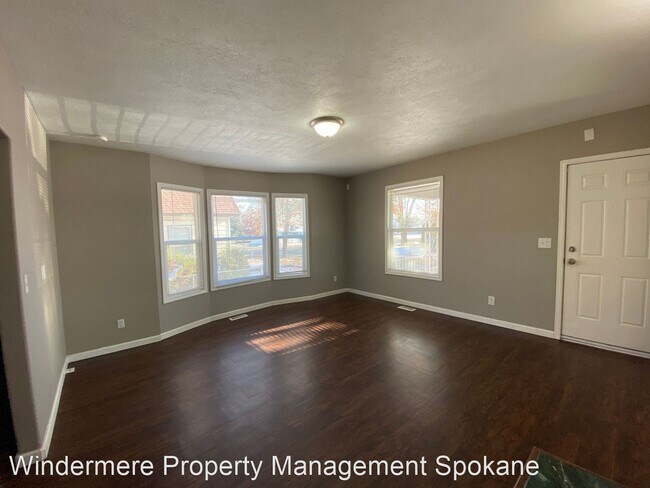 Foto del edificio - 4 br, 2 bath House - 421 E Rich