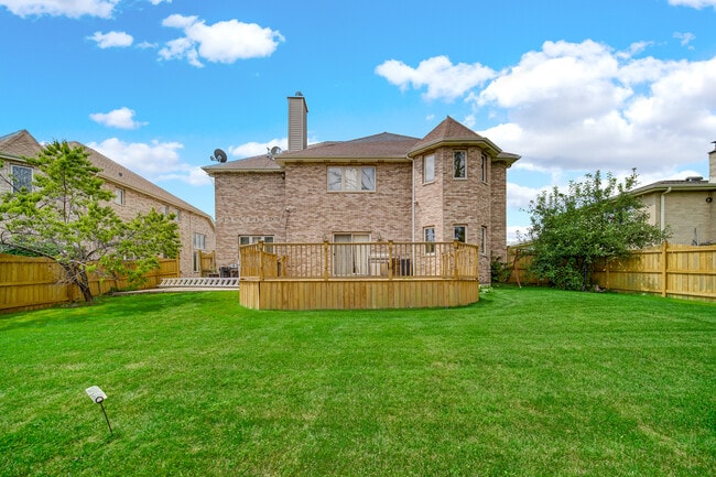 Foto del edificio - 9131 Delphia St