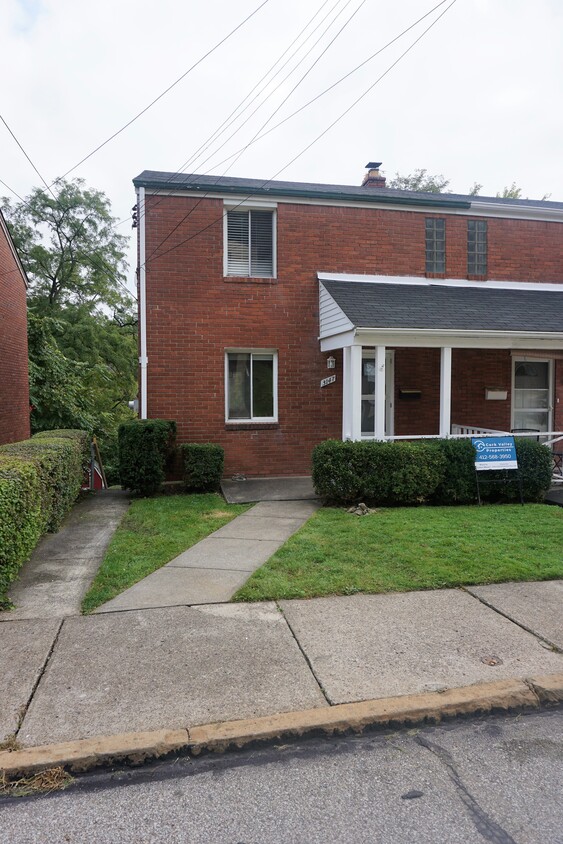 3147 Glendale Ave, Pittsburgh, PA 15227 House Rental in Pittsburgh