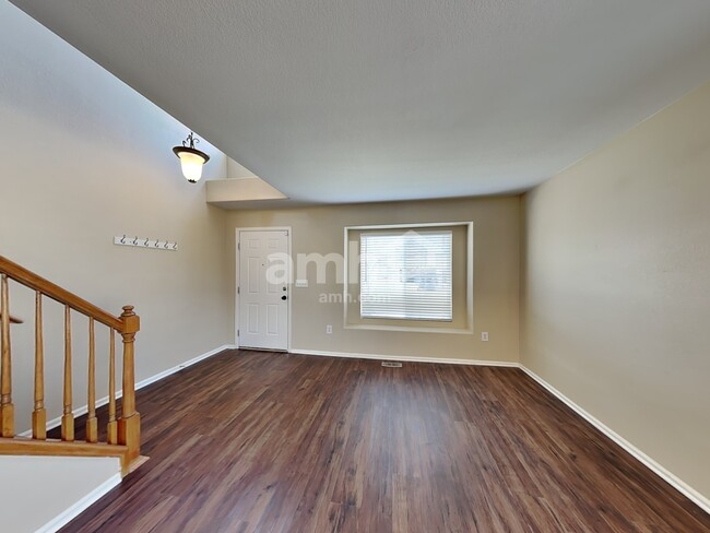 Building Photo - 6625 Fonder Dr