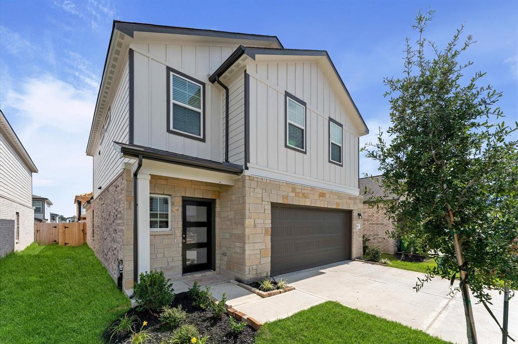 Foto principal - 8627 Blueberry Ash St