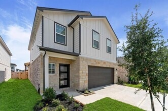 Building Photo - 8627 Blueberry Ash St