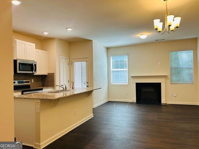 Foto del edificio - 44 Chastain Cir