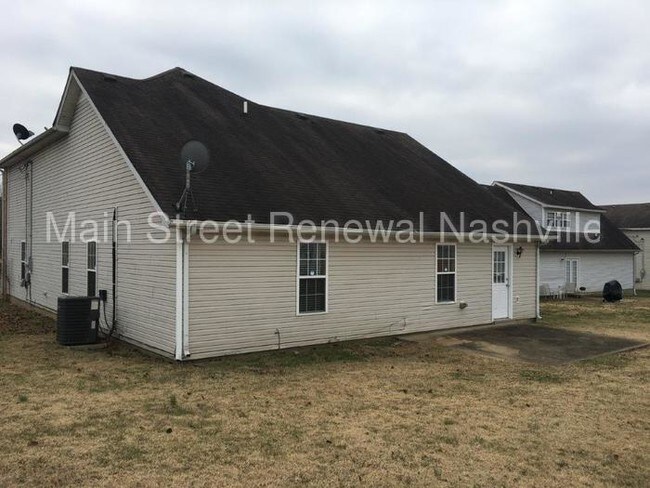 Building Photo - 1122 Benton Mason Dr