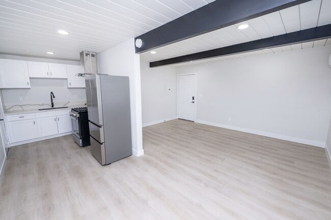 Foto del edificio - 2813-15 46th St