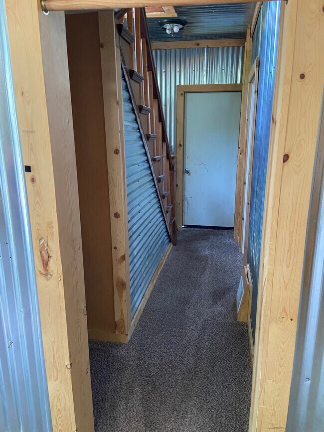 Building Photo - 1002 S Washington Ave