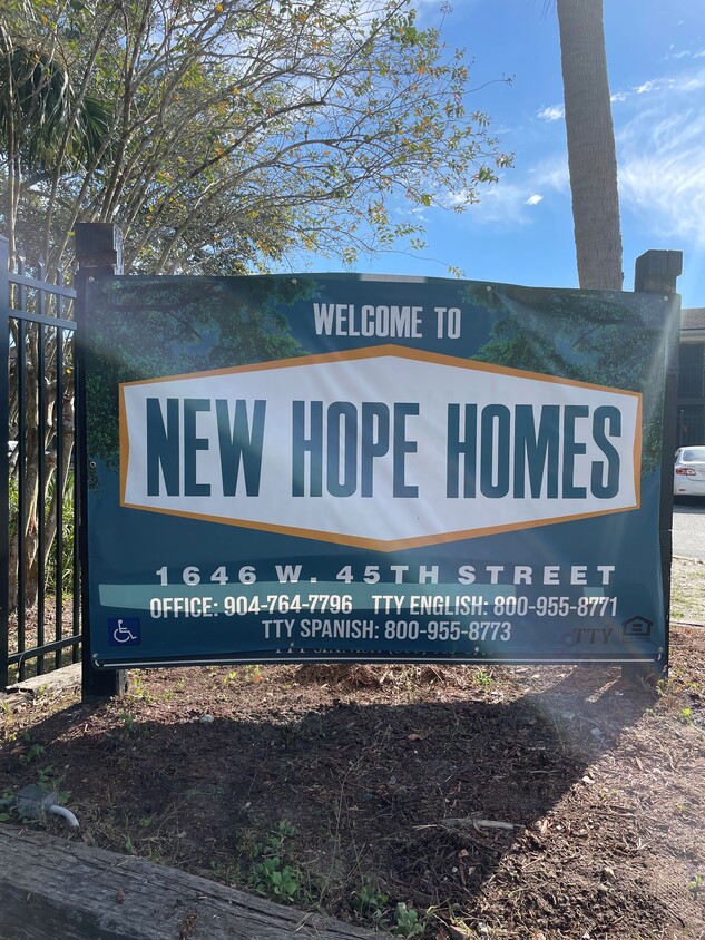 Foto del edificio - New Hope Homes Apartments