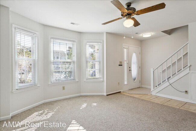 Foto del edificio - 3 br, 2.5 bath House - 107 Heather Way Unit C
